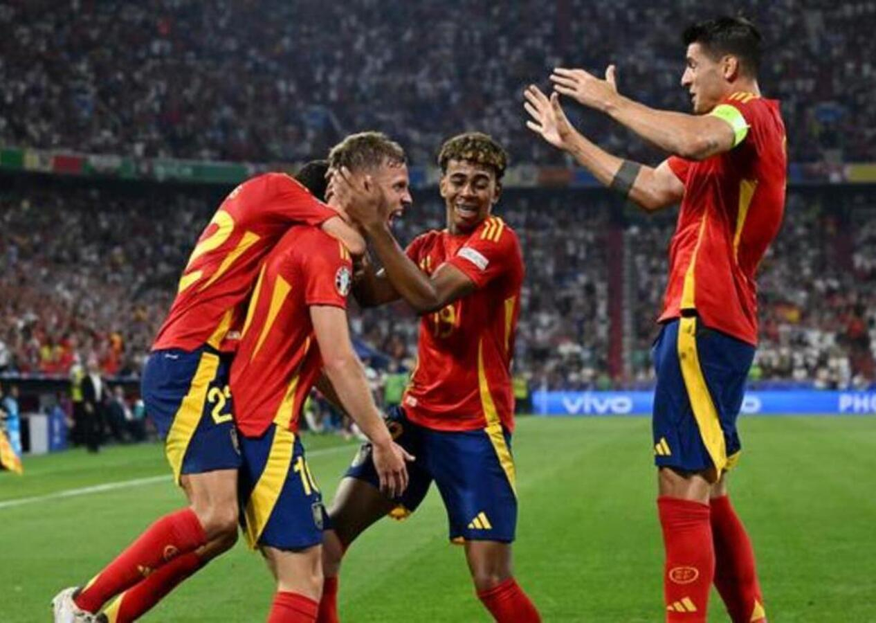 Mbappe'li Fransa yıkıldı, İspanya adını finale yazdırdı! İspanya 2 - 1 Fransa | Maçın özeti