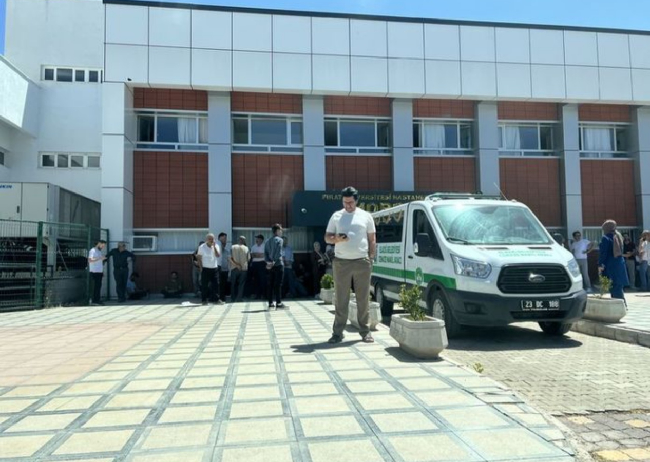 Elazığ'da tüyler ürperten olay! Arkadaşını taşla öldürdü!