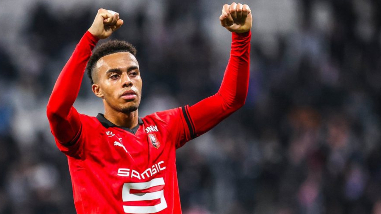 Galatasaray'da Guela Doue transferi çıkmaza girdi! Oyuncunun menajeri ortalığı karıştırdı, Doue rotayı Avrupa'ya kırdı