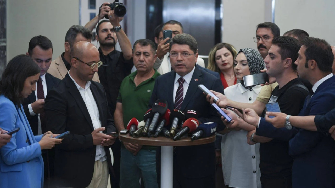 Adalet Bakanı Tunç'tan Kerem Kınık’ın kızının karıştığı kaza ile ilgili açıklama! Hata varsa düzeltilir