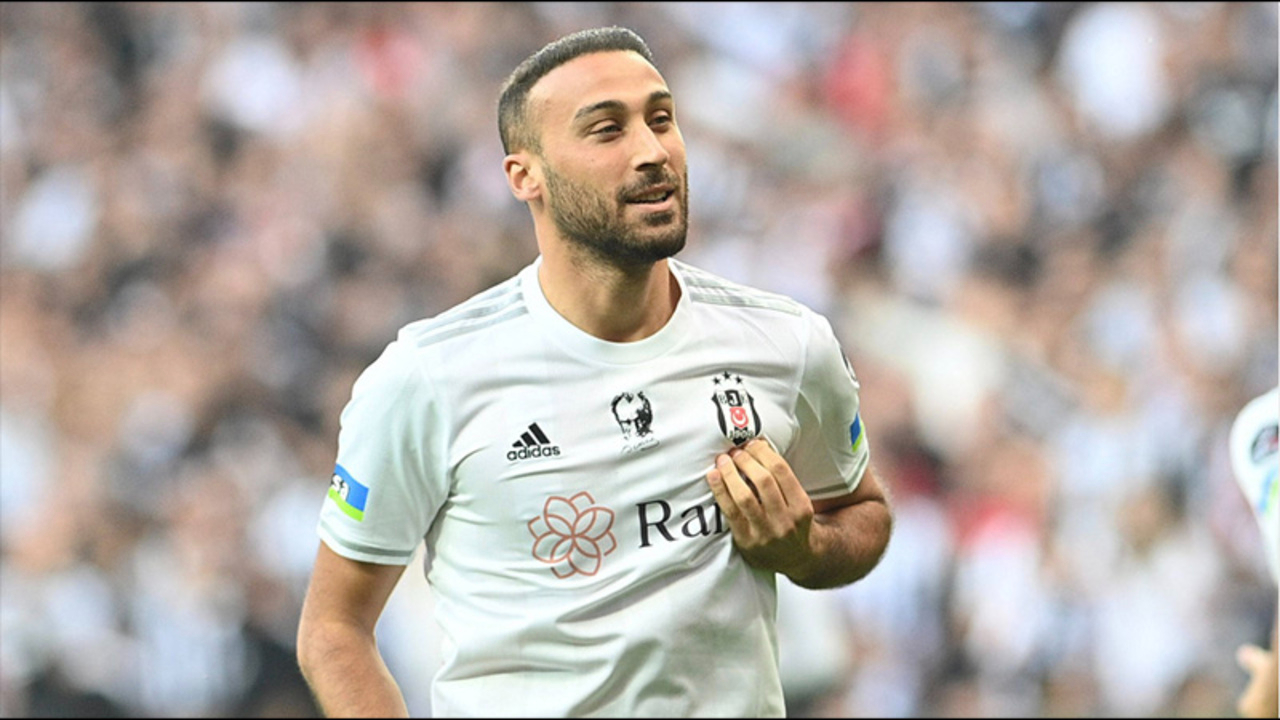 Beşiktaş resmen açıkladı: Cenk Tosun'la yollar ayrıldı!
