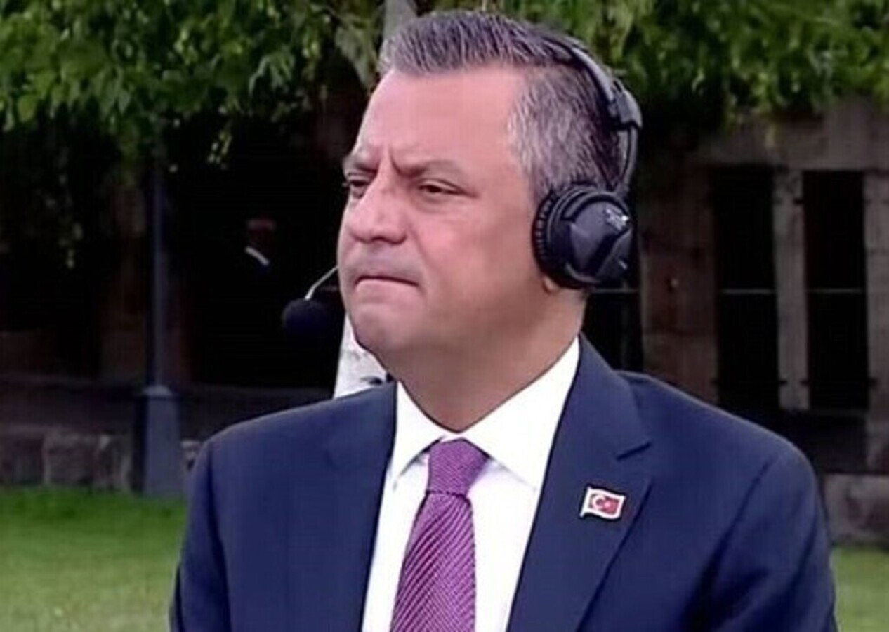 Özgür Özel'den sert çıkış: 15 Temmuz'a oturduğu yerden 'tiyatro' diyenler var...