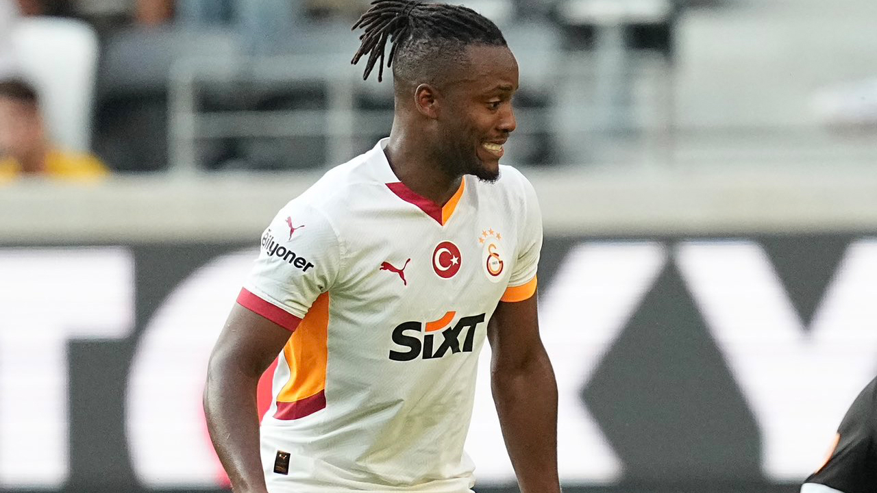 Michy Batshuayi performansıyla parmak ısırttı