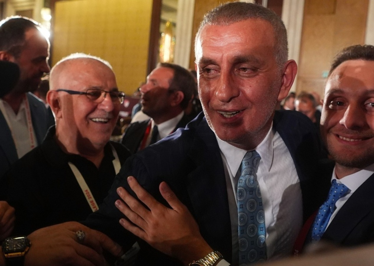 Kulüplerden İbrahim Hacıosmanoğlu'na tebrik mesajları yağdı!