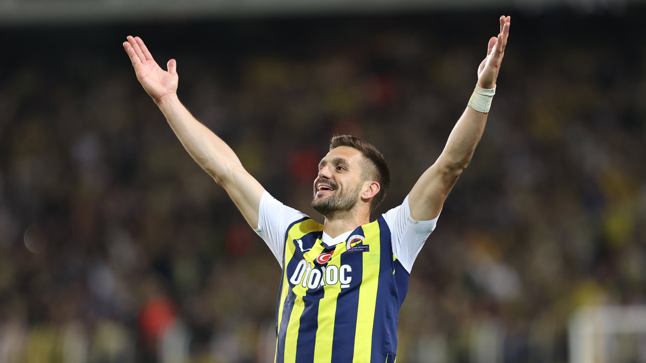 Dusan Tadic Sırbistan Milli Takımı'nı bıraktığını açıkladı