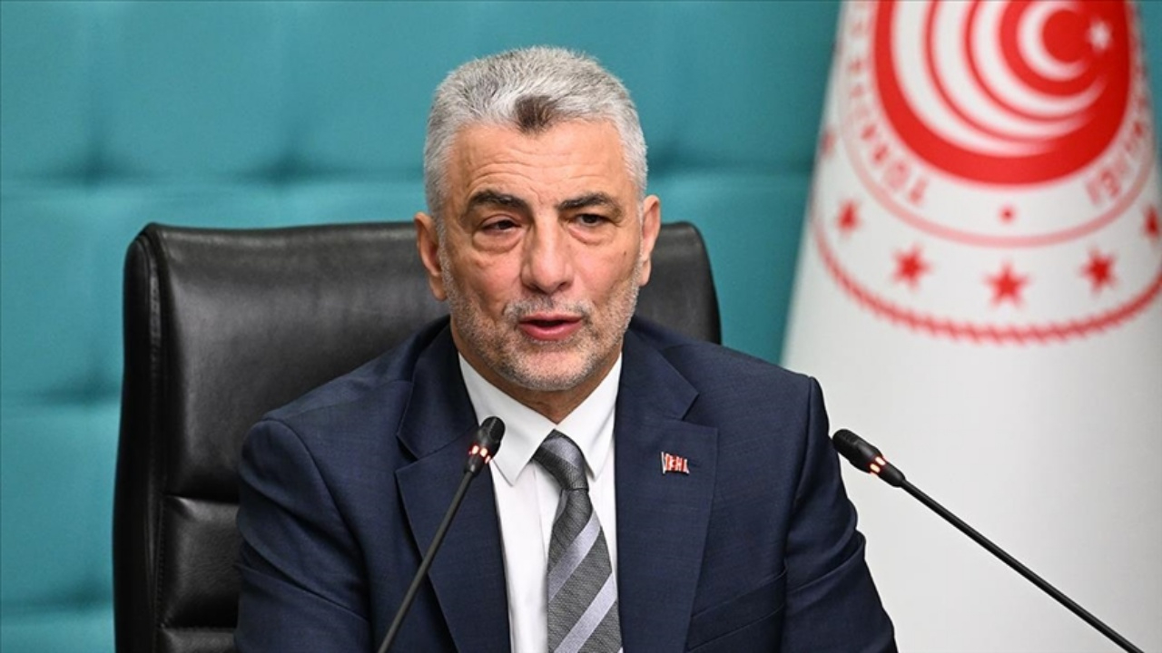 Bakan Bolat'tan kredi notu açıklaması: Doğru yolda ilerliyoruz