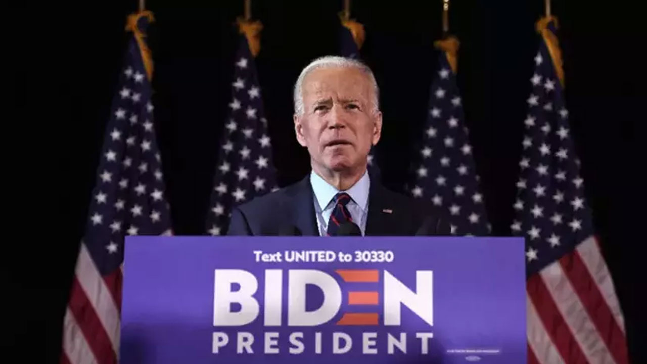Biden'ın kararı sonrası peş peşe açıklamalar: 'İstifa etmelidir'