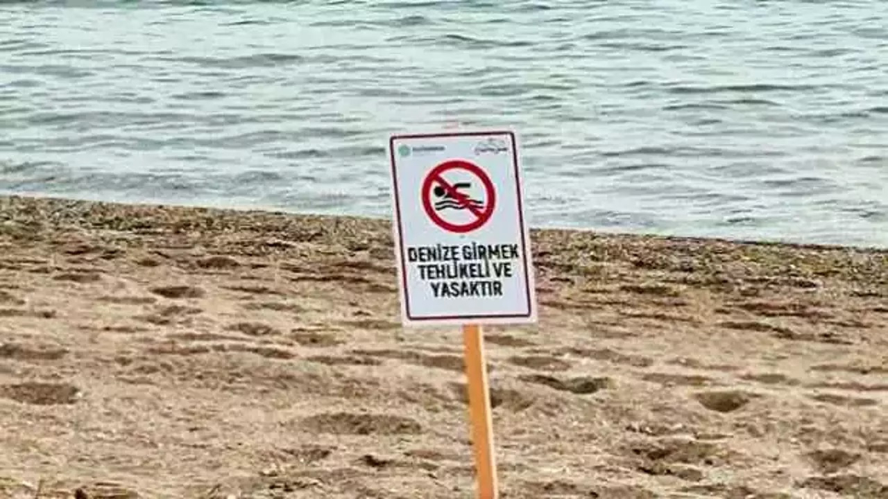 O ilimizde olumsuz deniz şartları nedeniyle denize girmek yasaklandı!