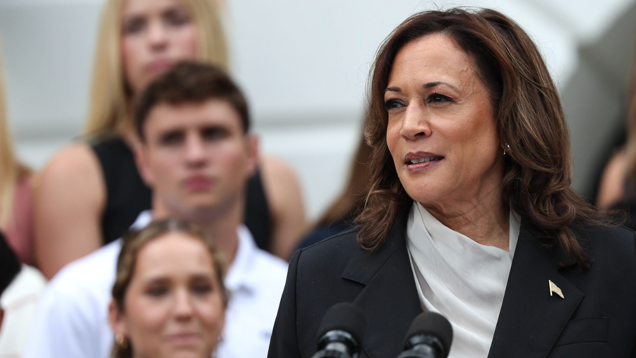 ABD Başkan Yardımcısı Harris'ten Biden'a: “Bir dönem içinde, iki dönem görev yapan çoğu başkanın mirasını çoktan aştı”