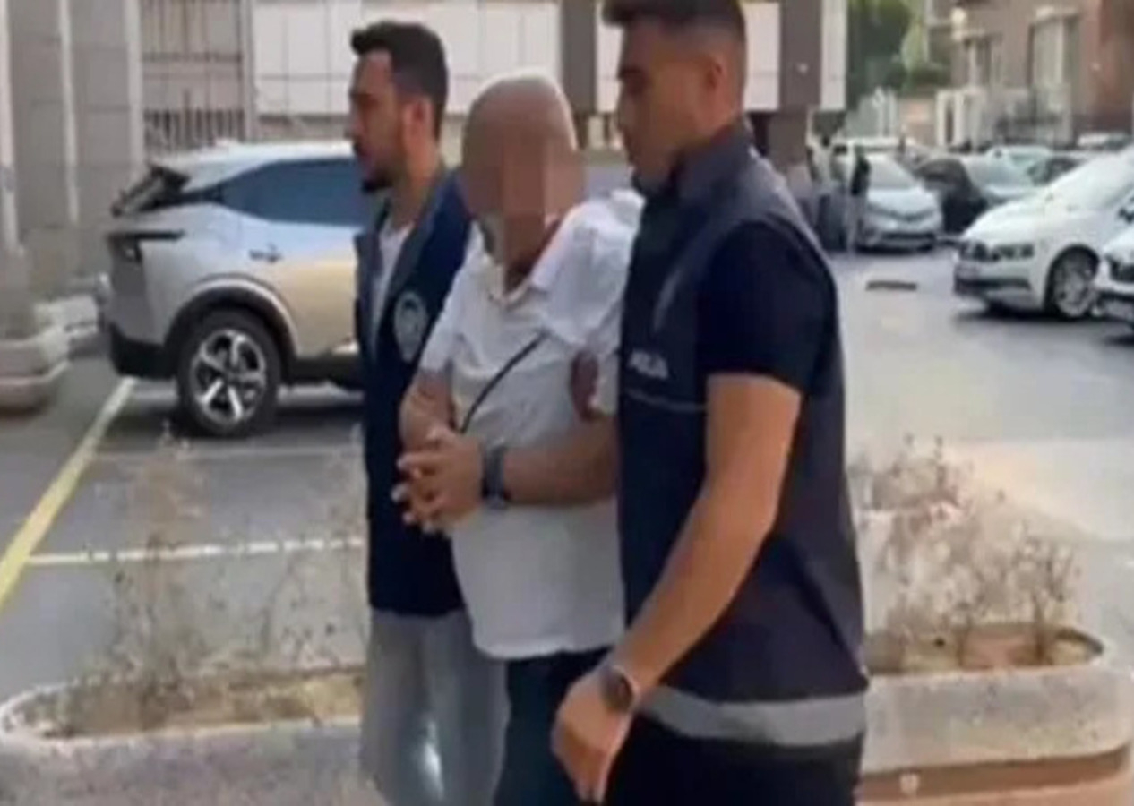 Adalet Bakanı Yılmaz Tunç duyurdu! Peygamberimiz hakkında hakarette bulunan şüpheli tutuklandı...