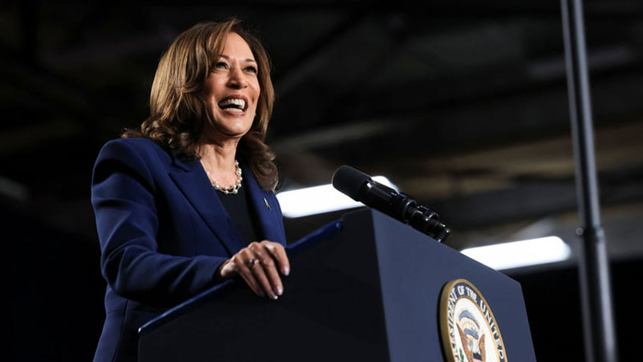 Kamala Harris'in ilk seçim mitingi! 'Trump'ın nasıl biri olduğunu biliyorum'