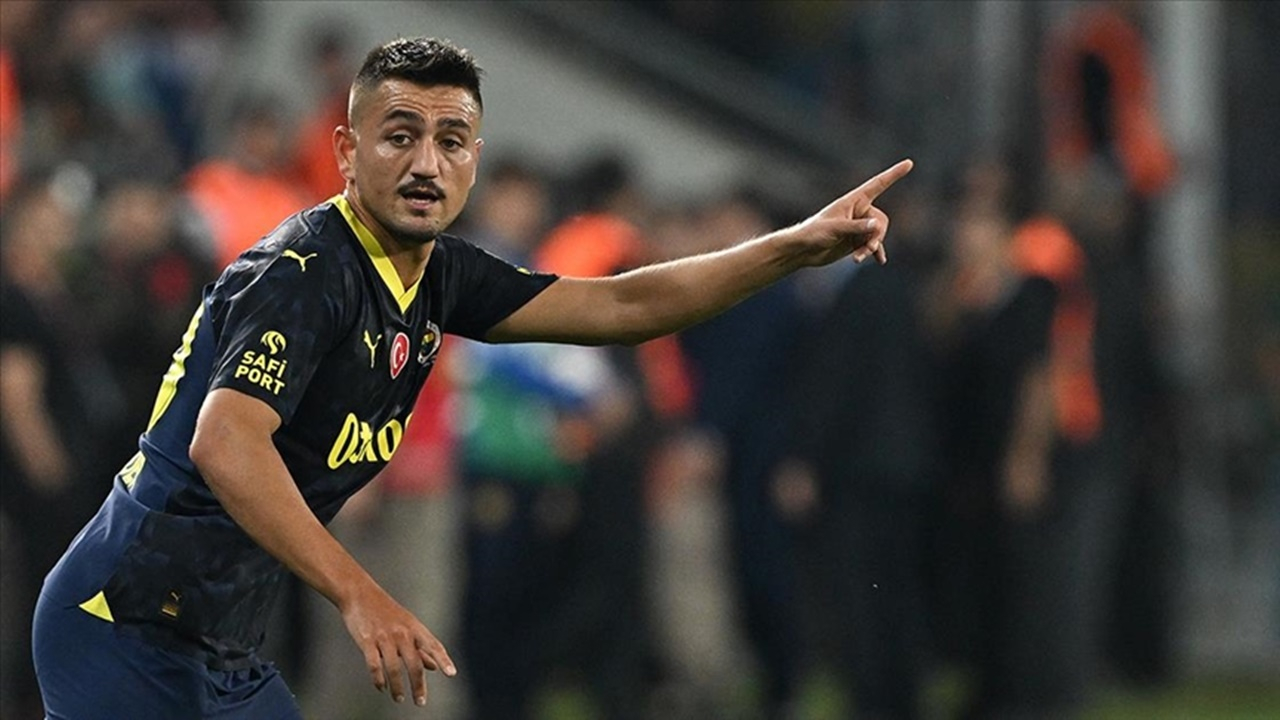 Jose Mourinho milli yıldızın biletini kesti! Serie A ekibi Cengiz Ünder'e talip oldu! İşte bonservis bedeli...