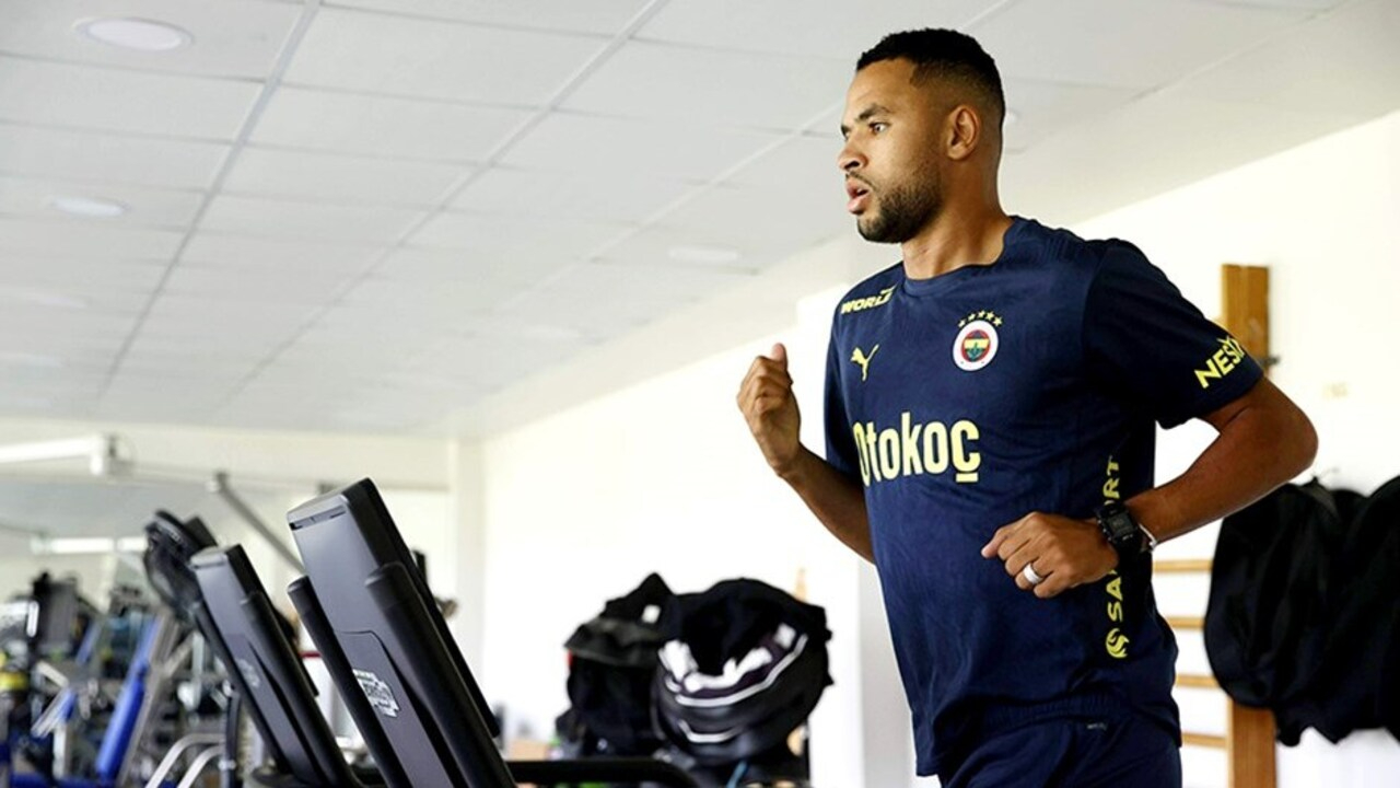 Youssef En-Nesyri, Fenerbahçe'de ilk antrenmanına çıktı!