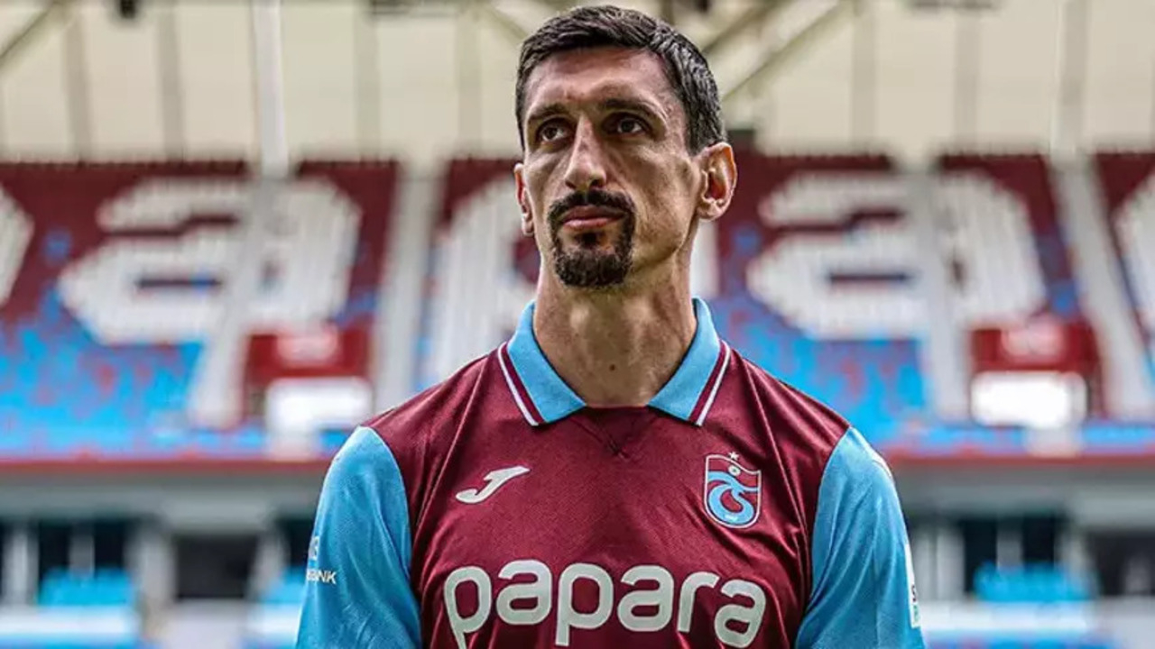 Trabzonspor, Stefan Savic transferini resmen duyurdu!