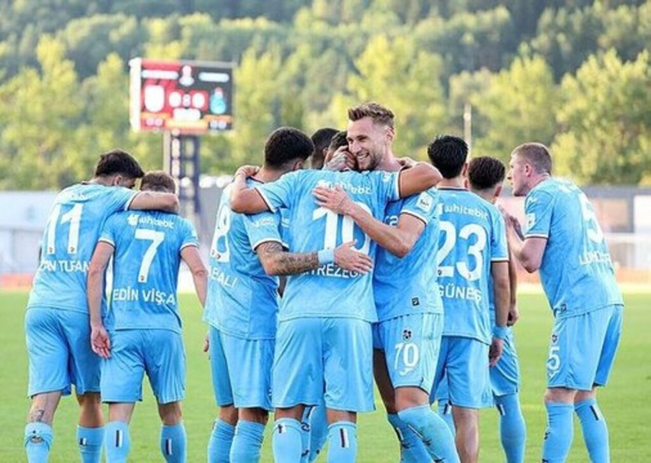Trabzonspor Slovakya'da kazandı, tur kapısını araladı! Ruzomberok 0 - 2 Trabzonspor | Maçın özeti