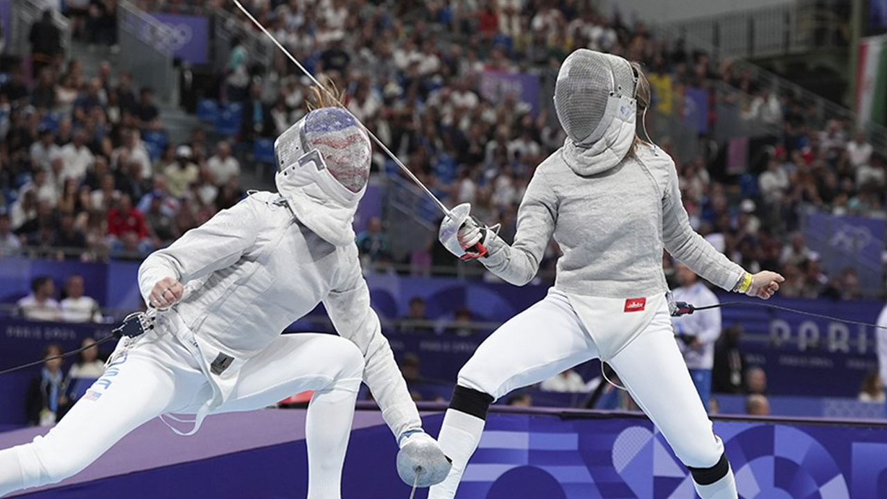 Milli eskrimci Nisanur Erbil Paris 2024 Olimpiyat Oyunları'nda son 16'ya kaldı