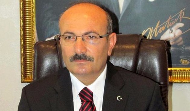 Burdur eski valisi FETÖ'den açığa alındı!