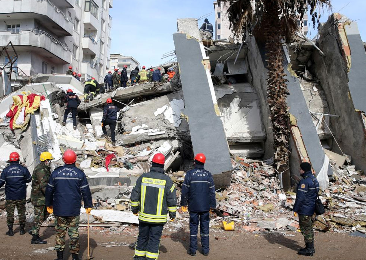 35 kişiye mezar olmuştu! Acı rapor yayınlandı! Ezgi Apartmanı'nın yıkılma nedeni belli oldu!