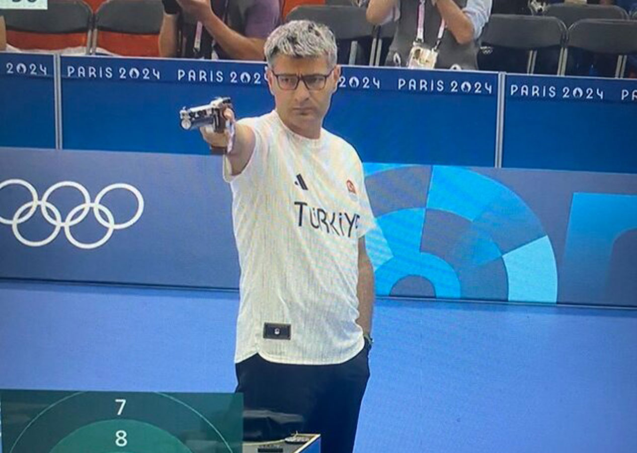 Yusuf Dikeç Paris 2024'te gümüş madalya aldı! Dikeç'in yarışlar sırasındaki görüntüsü dünya gündeminde!