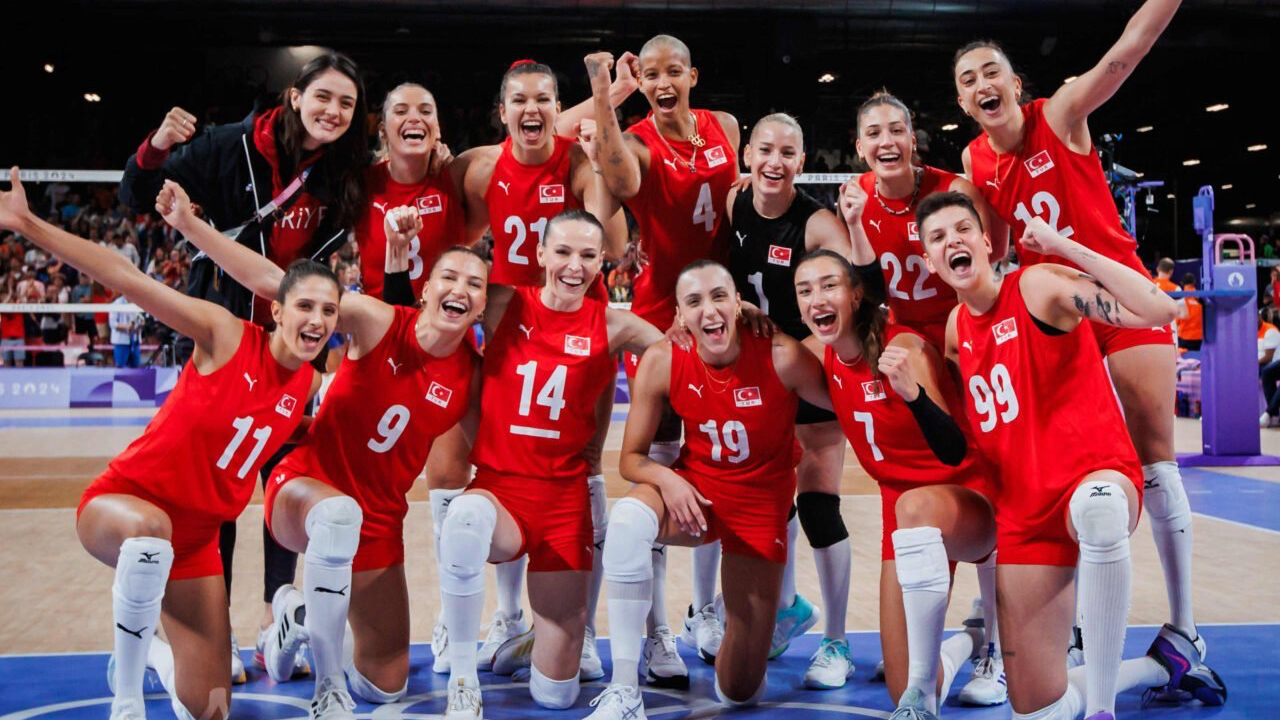 Filenin Sultanları Paris 2024 Olimpiyat Oyunları'nda çeyrek finale yükseldi