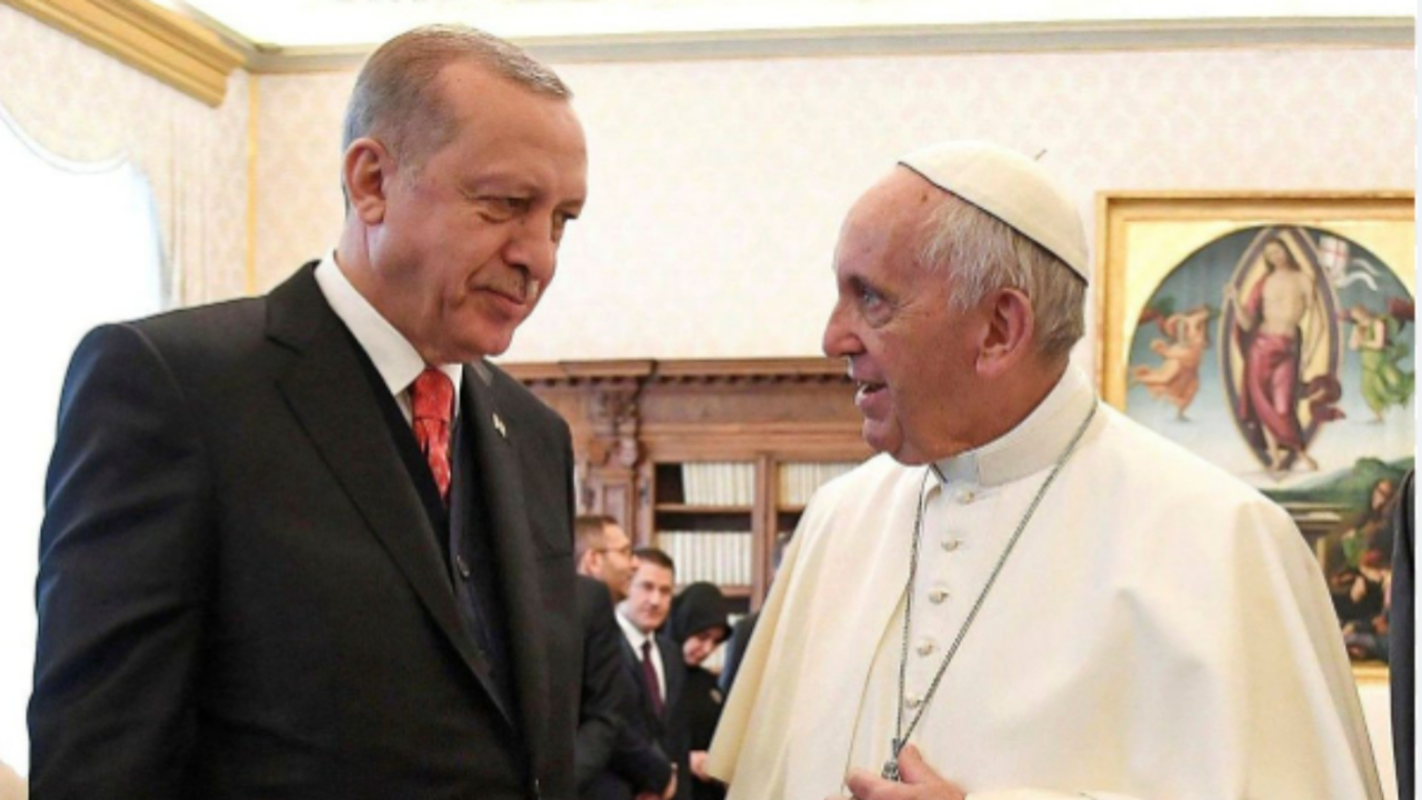 Cumhurbaşkanı Erdoğan, Papa ile görüştü! "Olimpiyat açılışında dini değerlere meydan okundu"