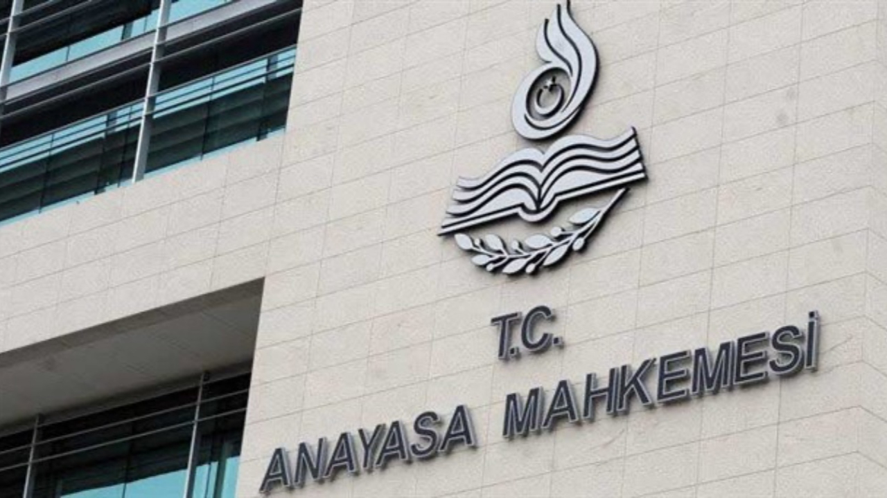 Instagram açıklaması sonrası Anayasa Mahkemesi'nin sitesine erişilemiyor...