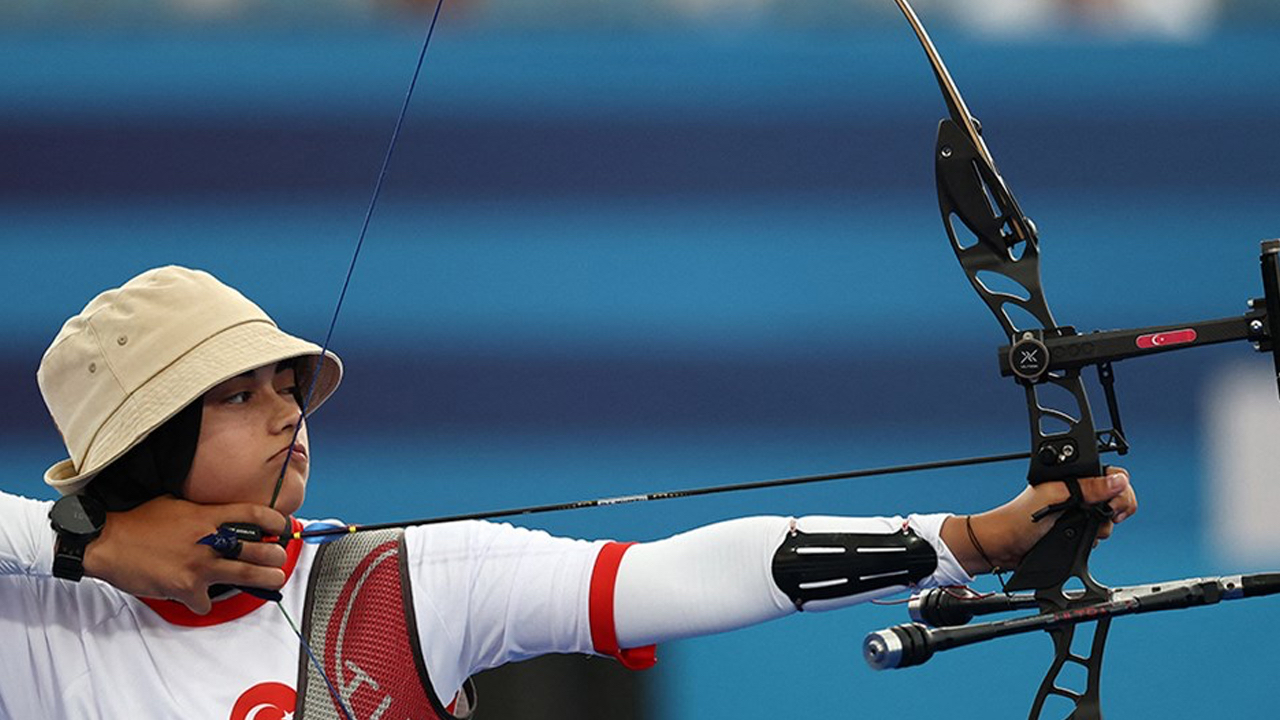 Milli okçumuz Elif Berra Gökkır Paris 2024 Olimpiyat Oyunları'na çeyrek finalde veda etti