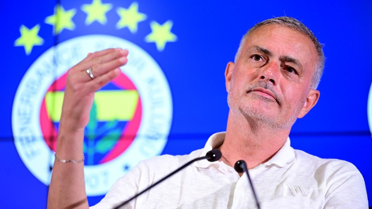 Jose Mourinho: Şampiyonlar Ligi’ne kalabilmek için her şeyi yapacağız