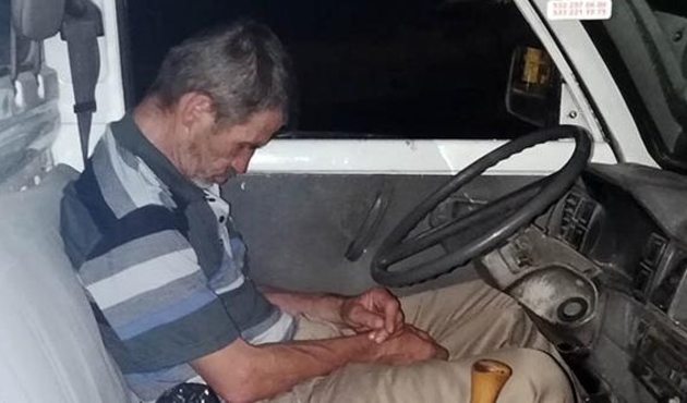 Vatandaşlar direksiyon başında öldü sandı...