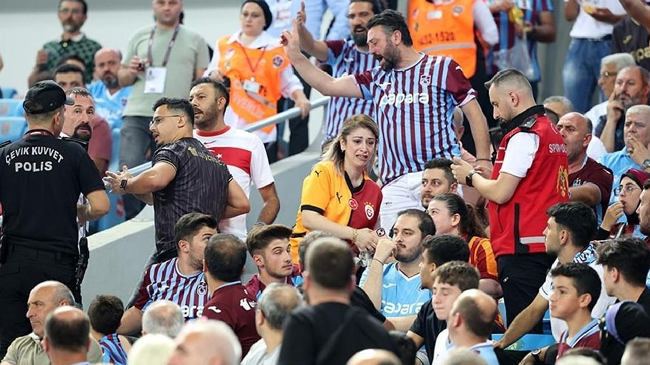Trabzonspor maçını izlemeye gelen Galatasaraylı iki kadın taraftar stattan yaka paça çıkarıldı! Trabzonlular bile çıldırdı: Bu kadarına da pes!