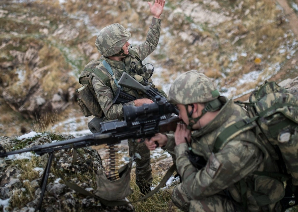 PKK'ya ağır darbe: Pençe-Kilit Operasyonu bölgesinde 12 terörist öldürüldü!