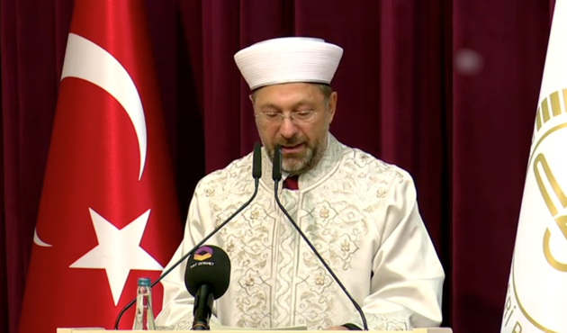 Başkan Ali Erbaş'tan FETÖ mesajı! "FETÖ'nün gizemli ve bulanık din anlayışı ile..."