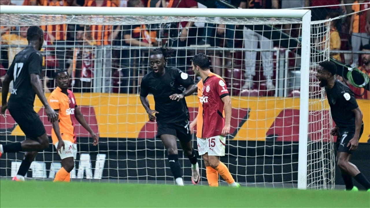 Süper Lig'de 2024 - 2025 sezonun ilk golü Joelson Fernandes'den!