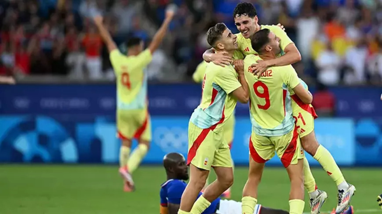 EURO 2024'ü alan İspanya, Paris 2024'te de kazanan İspanya! Fransa U23 3 - 5 İspanya U23 | Final maçının özeti