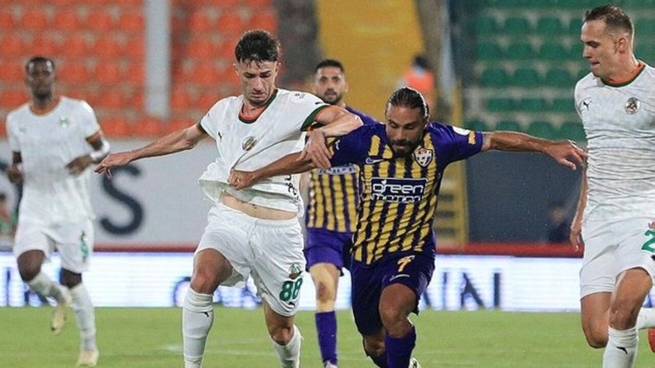 Eyüp attı Alanya yakaladı, Antalya'da kazanan çıkmadı! Alanyaspor 1 - 1 Eyüpspor | Maçın özeti