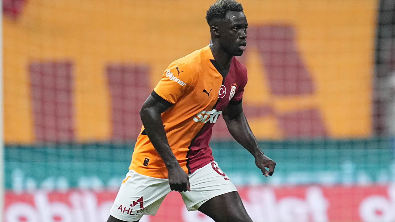 Davinson Sanchez Okan Buruk'un güvenini boşa çıkartmadı
