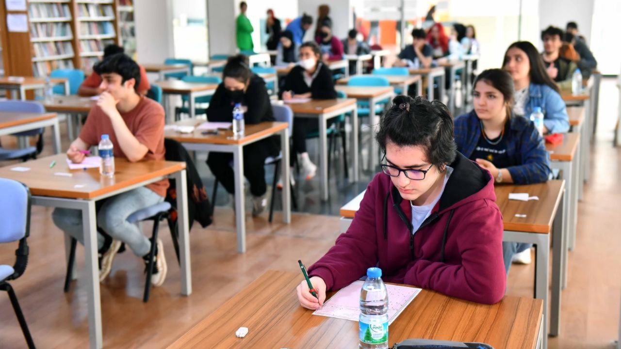 2025 YKS sınav takvimi belli oldu! 21-22 Haziran'da yapılacak...