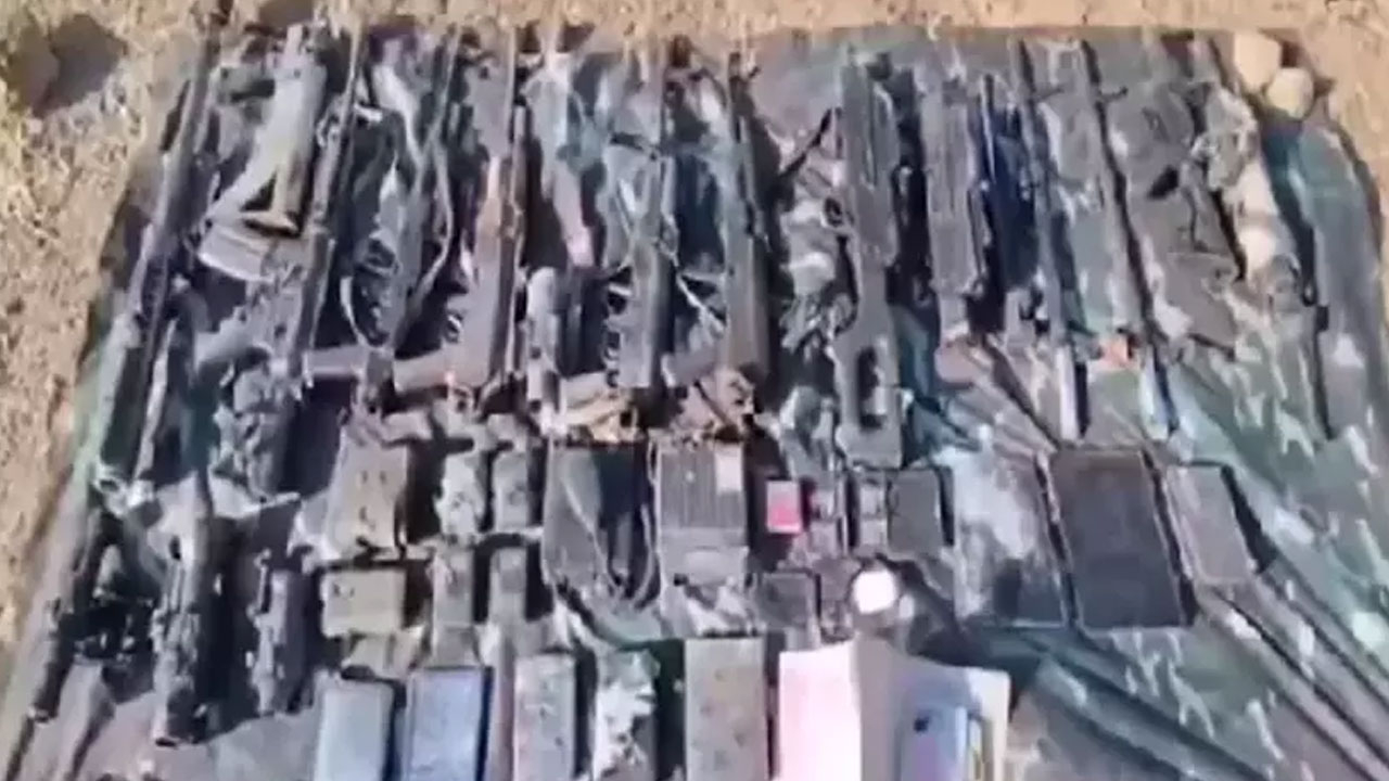 MSB duyurdu! Teröristlere ait çok sayıda mühimmat ele geçirildi
