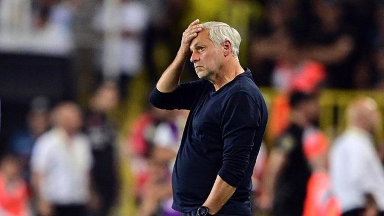 Bruno Genesio'dan zaman geçirme eleştirisine olay cevap: Çünkü faule maruz kaldığınızda doğal olarak yerde kalacaksınız!