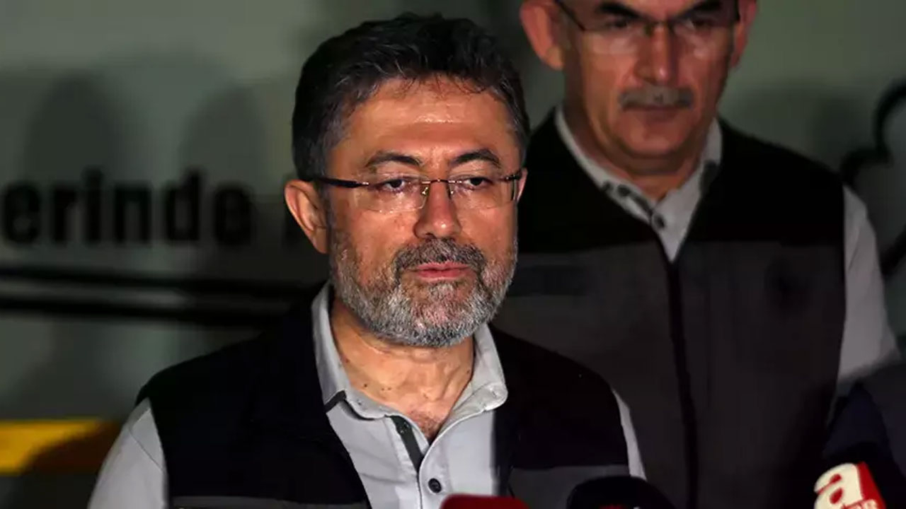 Bakan Yumaklı'dan devam eden orman yangınlarıyla ilgili açıklama