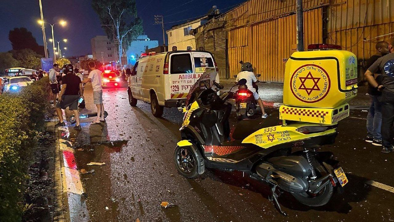İsrail'in kalbi Tel Aviv'de patlama: En az 1 kişi hayatını kaybetti!