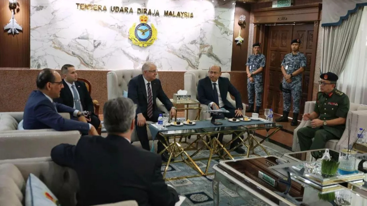 MİT Başkanı İbrahim Kalın ve Milli Savunma Bakanı Yaşar Güler'den Malezya'ya sürpriz ziyaret!