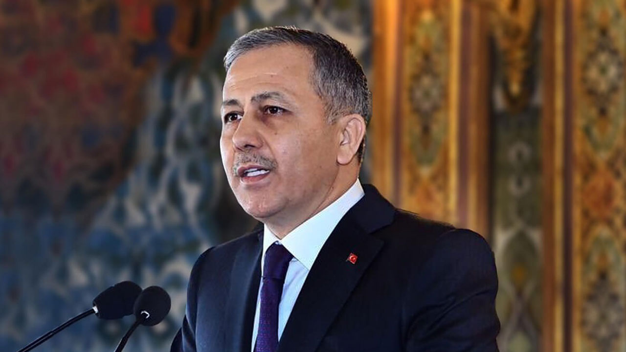 Bakan Yerlikaya yeni atanan Emniyet Genel Müdürü ile Bursa Valisini kabul etti