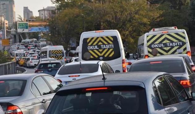 Okullar açıldı! İstanbul trafiğinde son durum