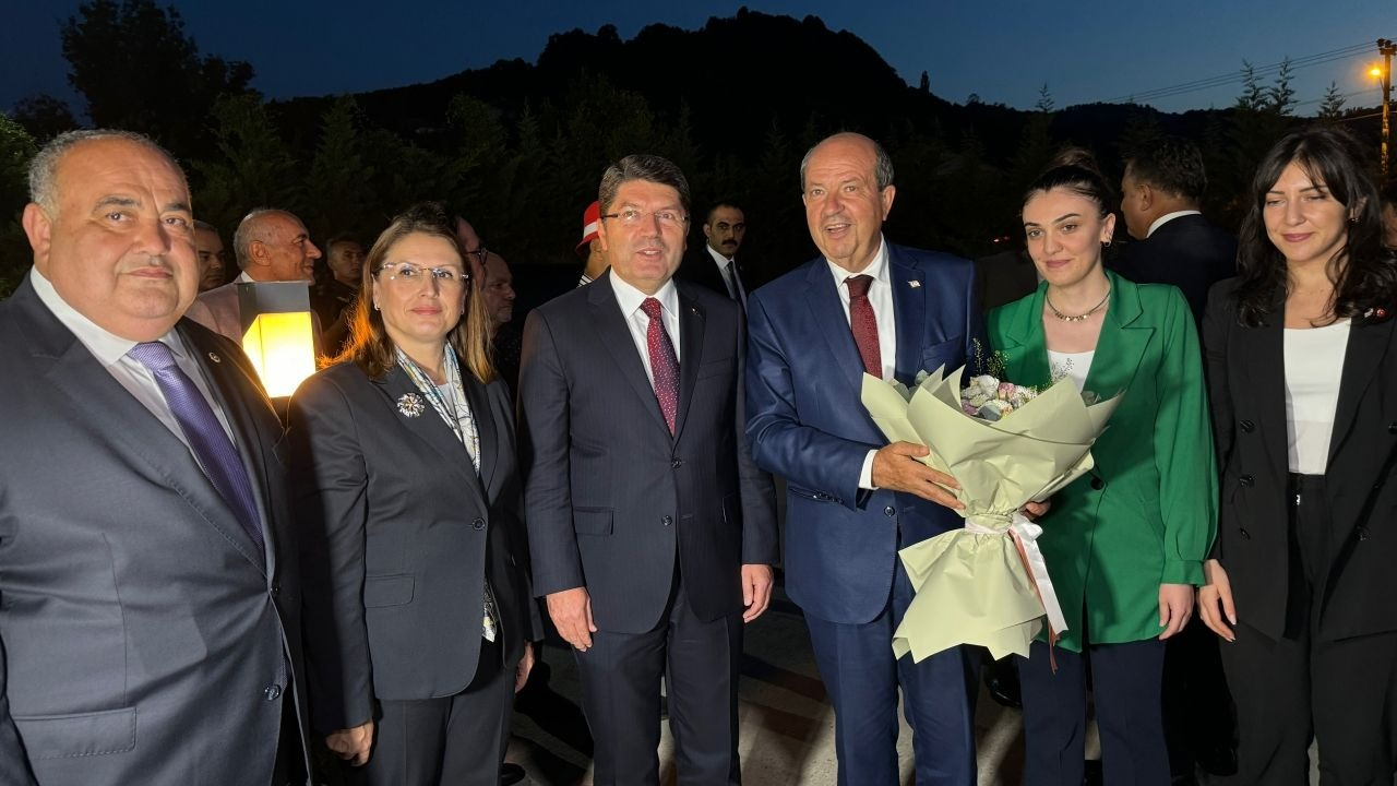 Adalet Bakanı Tunç, Bartın'da Kıbrıs şehit yakınları ve gazilerle buluştu