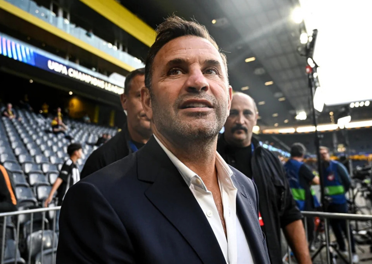 Okan Buruk'tan UEFA'ya çağrı: İnşallah ikinci maça da Azeri bir hakem atarlar!