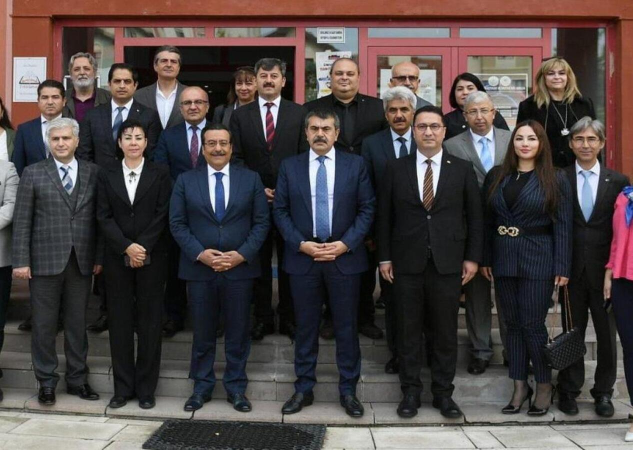 Milli Eğitim Bakanı Yusuf Tekin duyurdu: Öğretmen atamalarında yeni gelişme!
