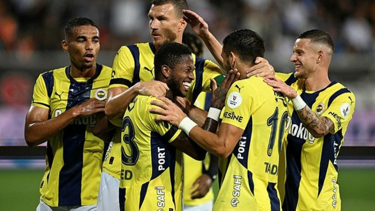 Fred şov yaptı, Fenerbahçe Rize'de gol oldu yağdı! Çaykur Rizespor 0 - 5 Fenerbahçe | Maçın özeti