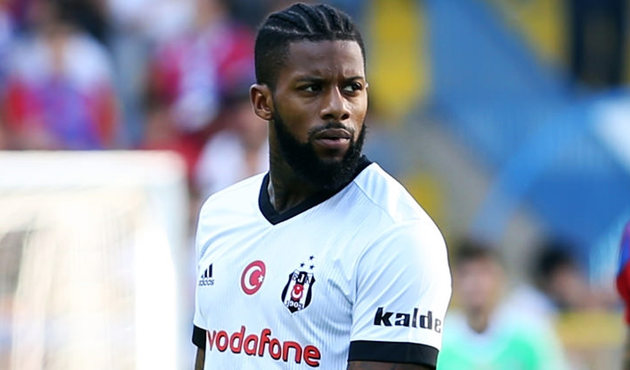 Lens'in fotoğrafında dikkat çeken ayrıntı