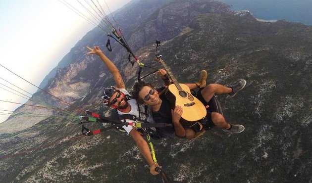 Ali Deniz Kardelen'den paraşütte: 'Stairway to Heaven' / VİDEO